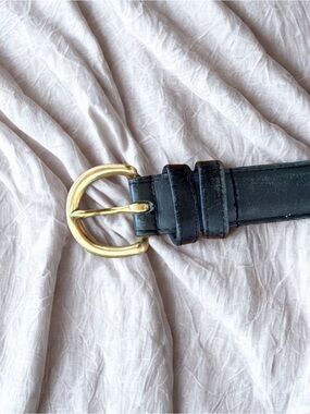 Coach Black Leather Vintage Belt with Gold Round Buckle